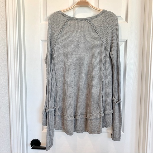 FP Heather Grey Waffle Knit Thermal Laguna Long Sleeve Tunic Tee with Thumbholes - Picture 6 of 8